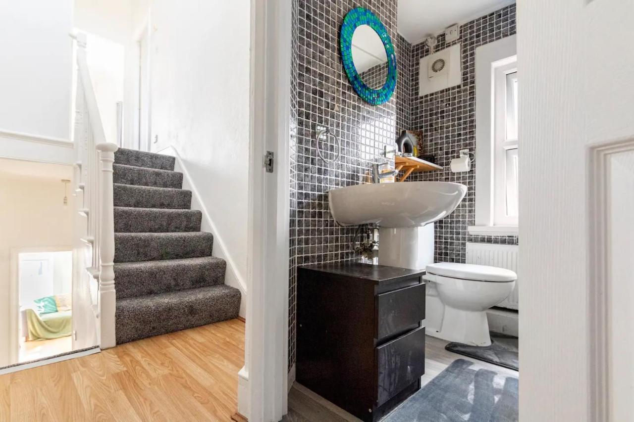 Large, Bright And Spacious 3 Bed Flat In Londres Exterior foto